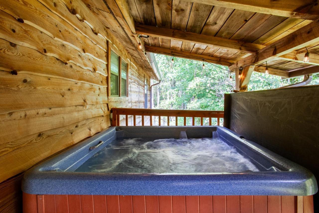 Forest Home Hot Tub Fire Pit Pool Table Pigeon Forge Luaran gambar