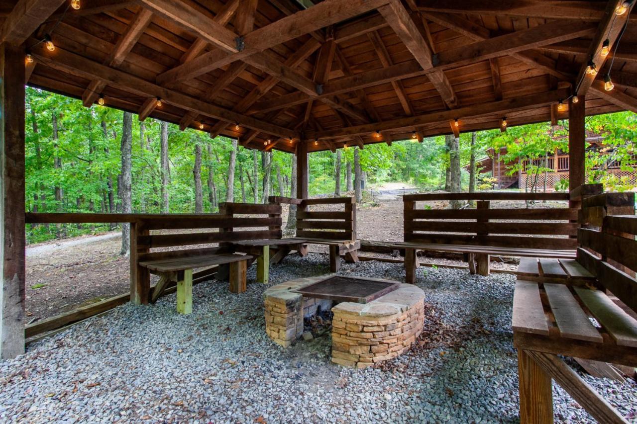 Forest Home Hot Tub Fire Pit Pool Table Pigeon Forge Luaran gambar