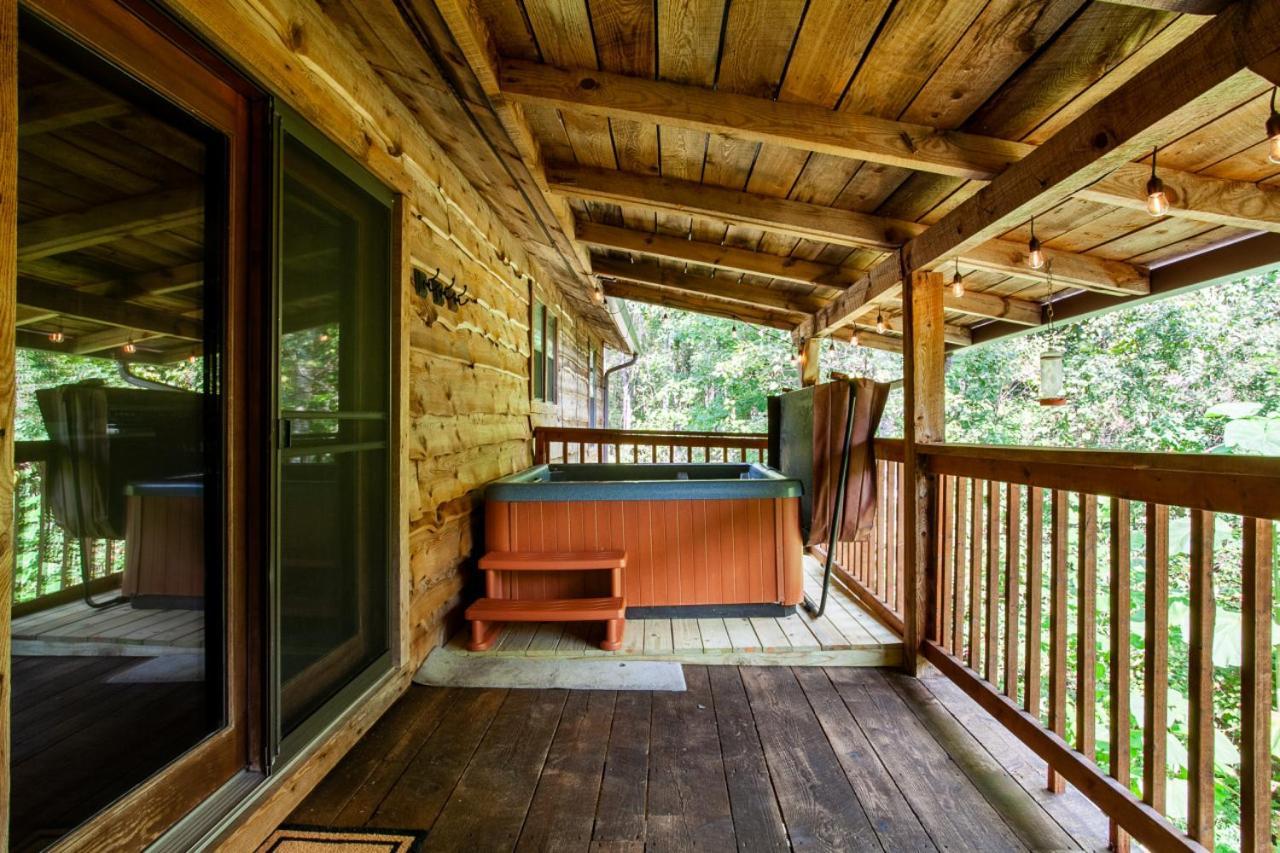 Forest Home Hot Tub Fire Pit Pool Table Pigeon Forge Luaran gambar