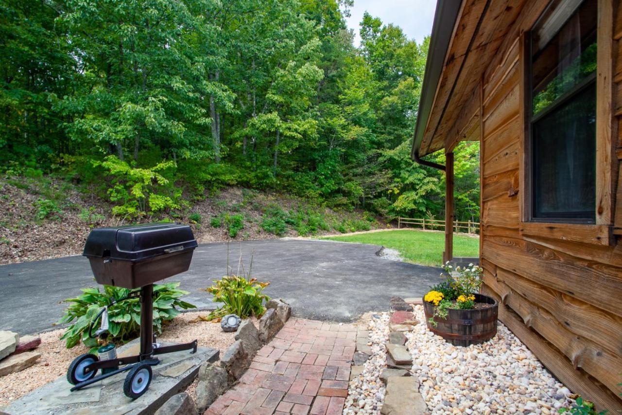 Forest Home Hot Tub Fire Pit Pool Table Pigeon Forge Luaran gambar