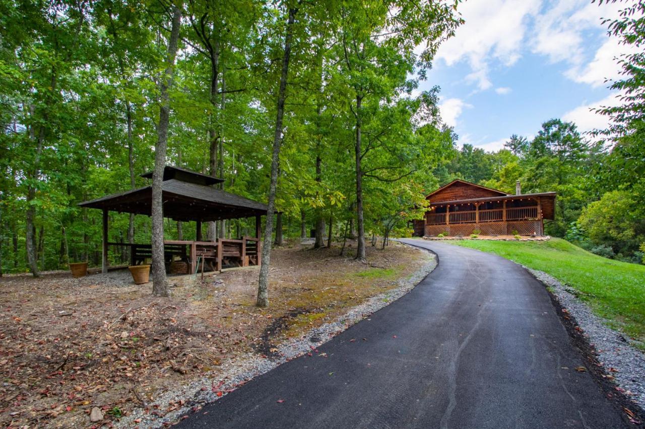 Forest Home Hot Tub Fire Pit Pool Table Pigeon Forge Luaran gambar